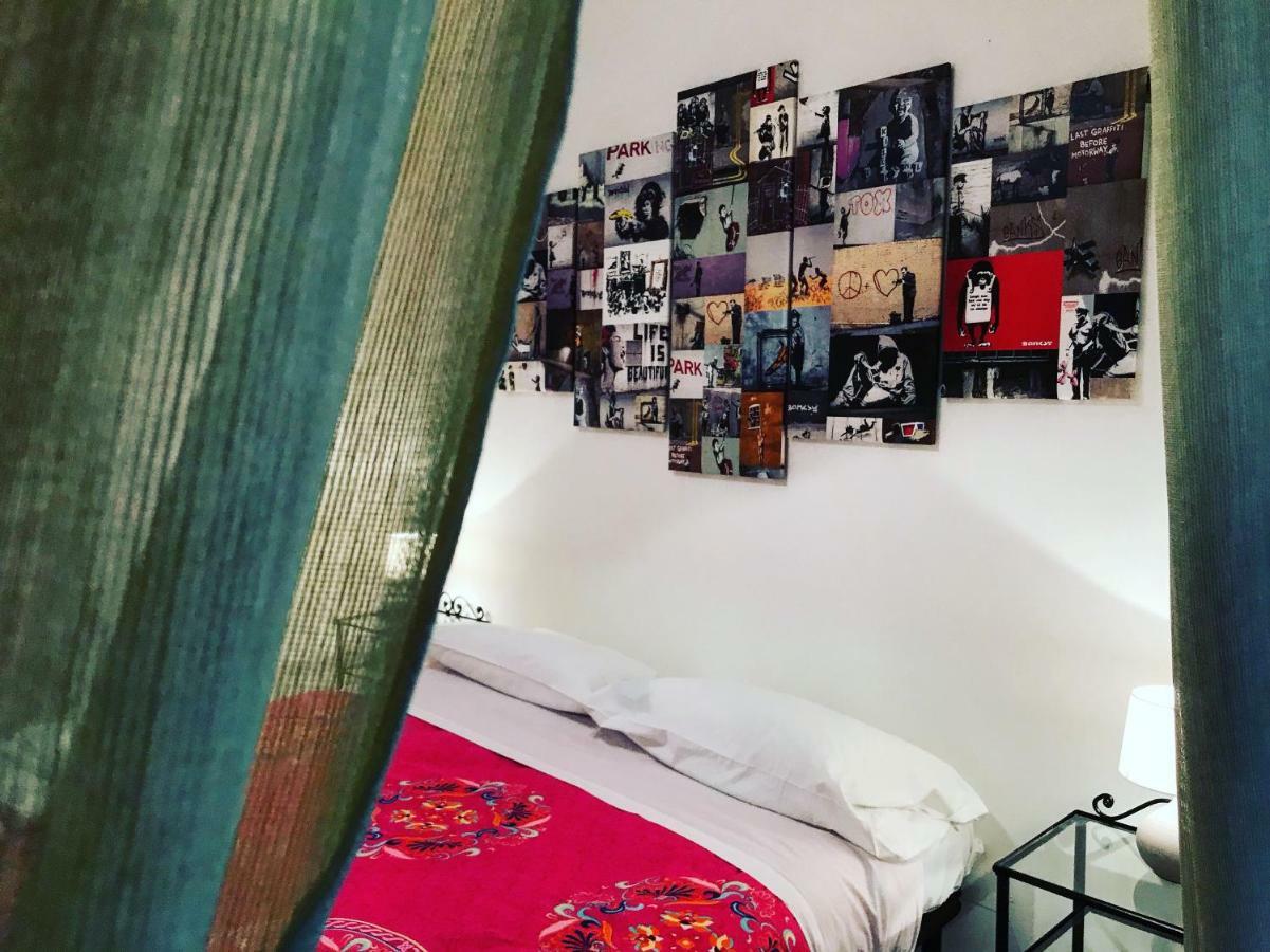 Casa G&G Pignasecca 2 Nel Cuore Di Napoli Екстер'єр фото