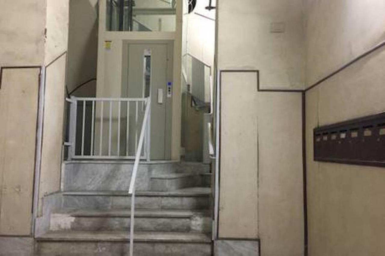 Casa G&G Pignasecca 2 Nel Cuore Di Napoli Екстер'єр фото